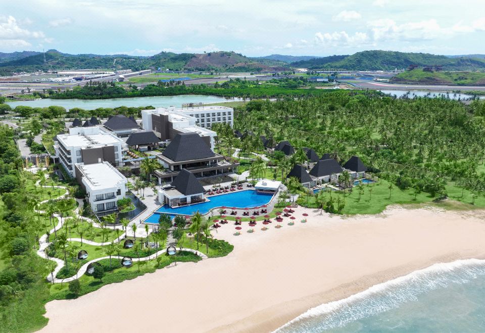 Pullman Lombok Merujani Mandalika Beach Resort
